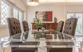 Ginevra Luxury New Classic Apartment Close Vatican